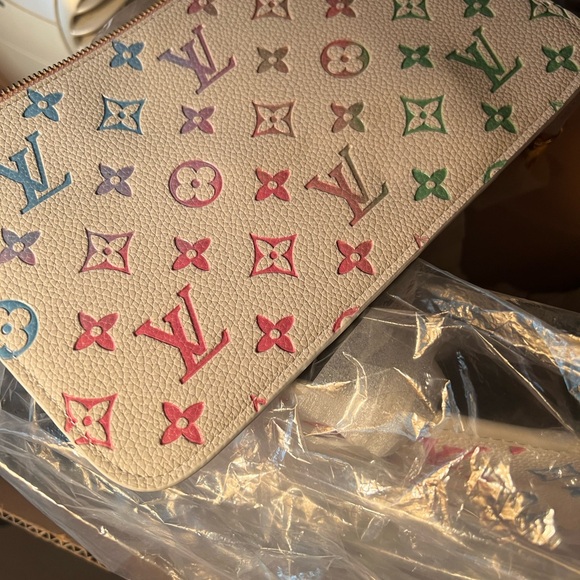 Louis Vuitton Multicolor Monogram Tote Bag - Picture 14 of 14